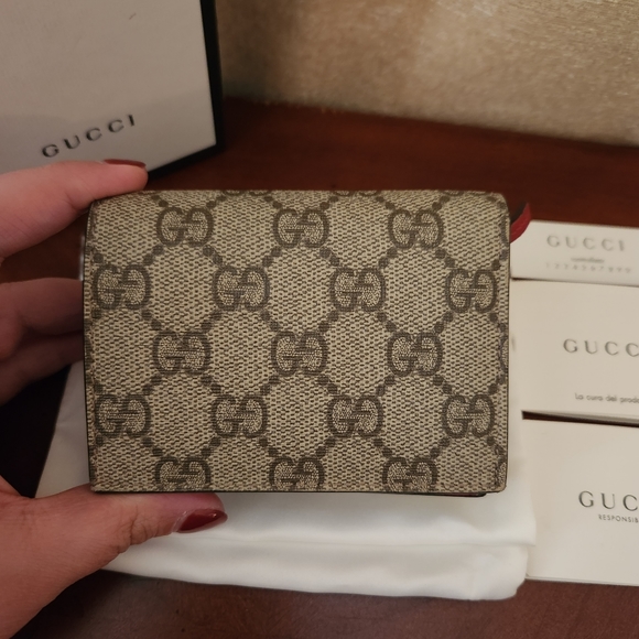 Gucci GG Supreme Monogram Cherry Embellished Card Case Wallet - Picture 5 of 10